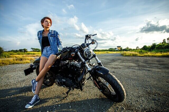 Qual è una buona moto per una donna? – Ecco le nostre scelte per voi