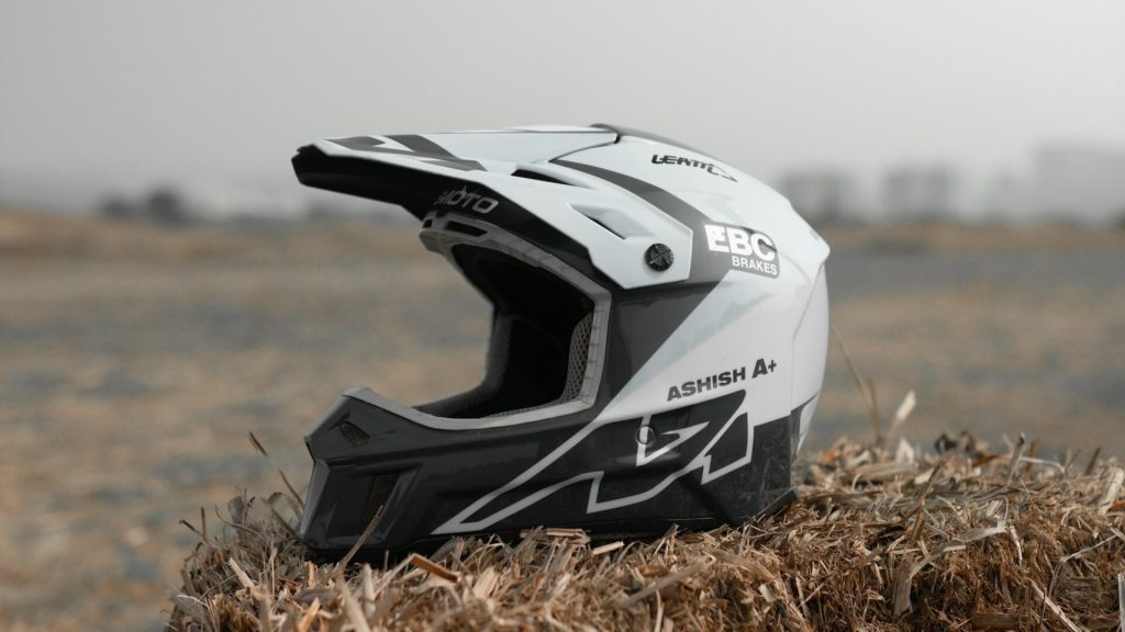 Caschi off-road